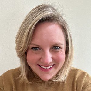 Meet your Posher, Annie